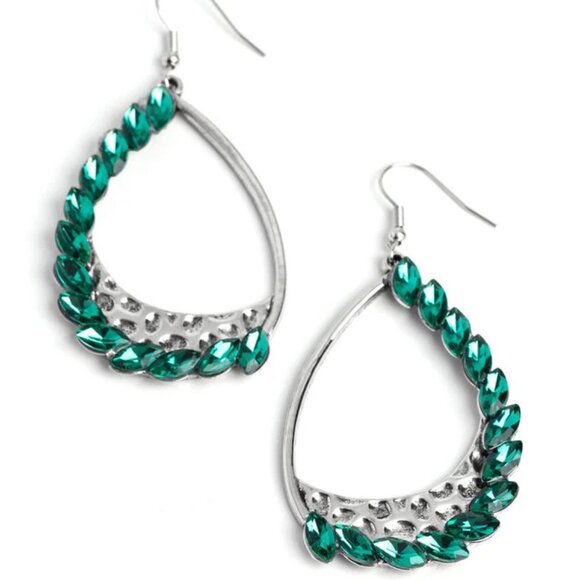 Emerald Green Teardrop Earrings – Silver Dangle Statement Jewelry - Picture 3 of 3